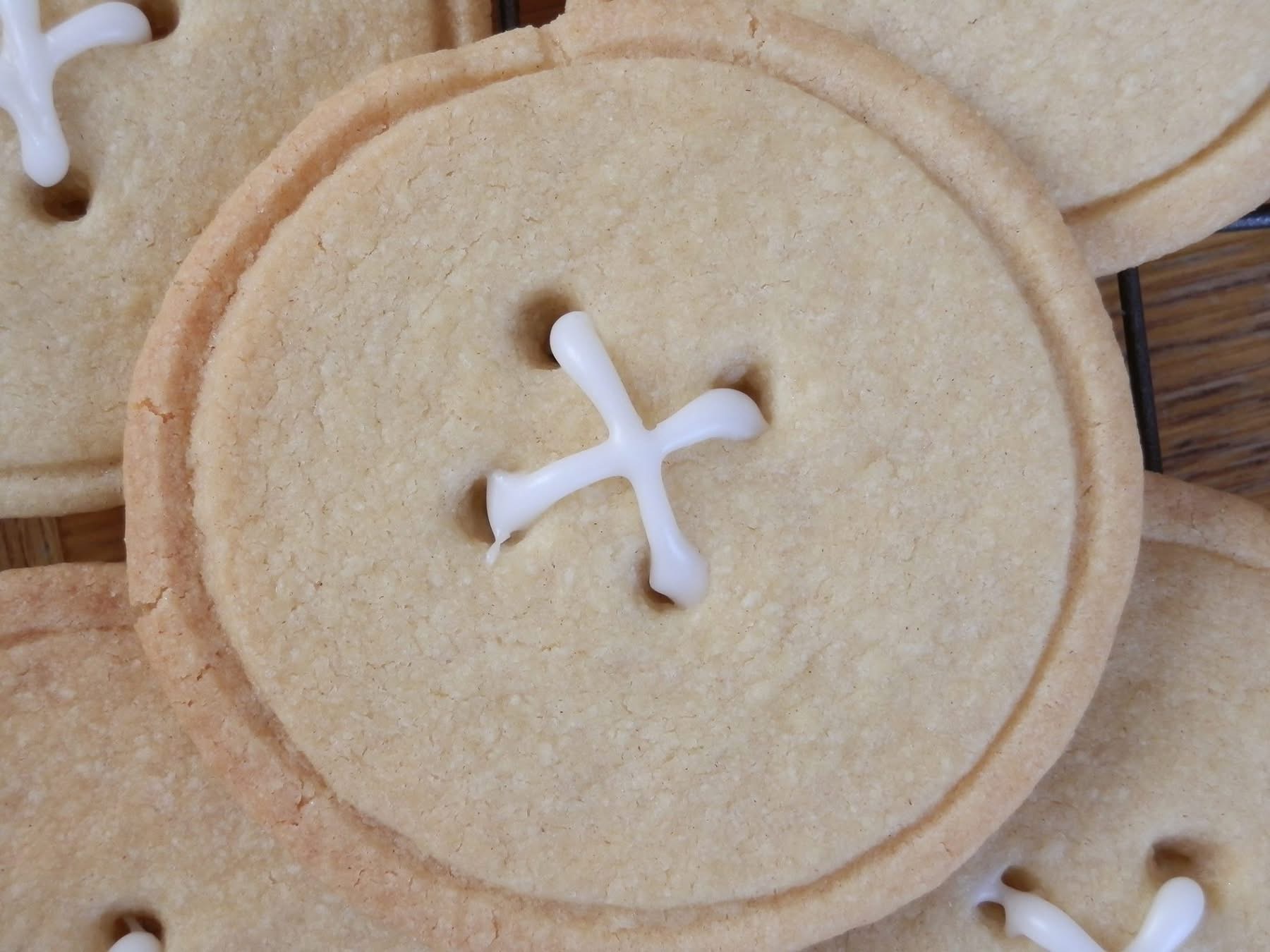 Shortbread shape biscuits